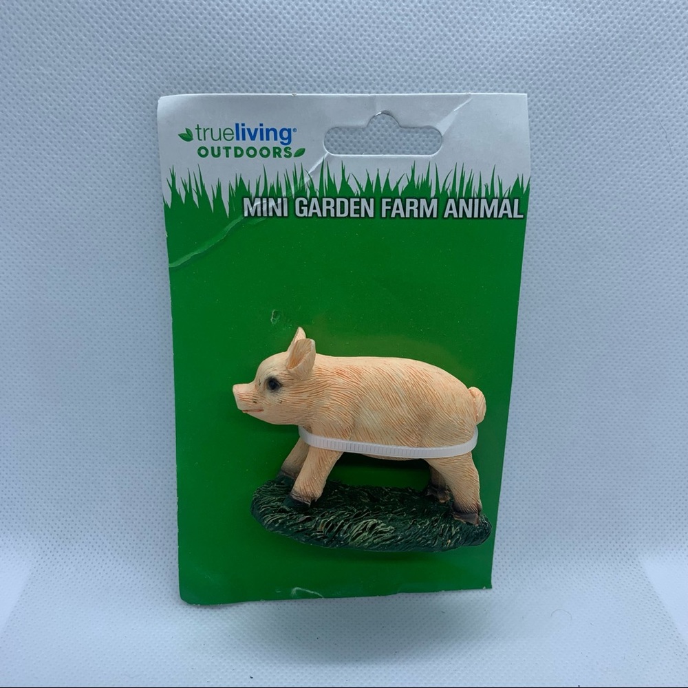 NEW IN PACKAGING Mini Garden Farm Animal - Pig